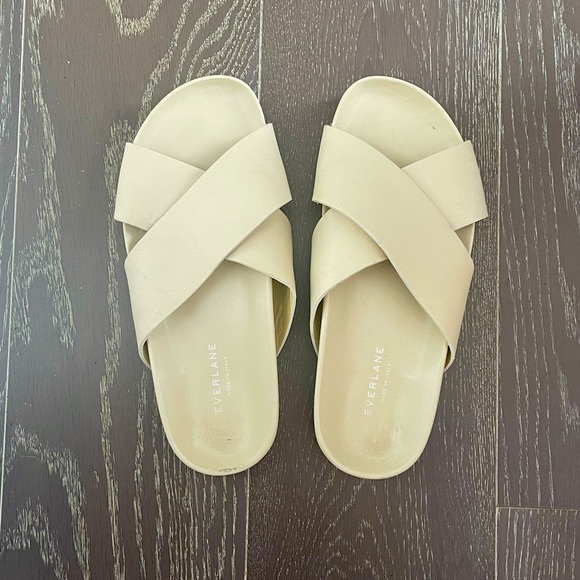 Everlane Shoes - Everlane Form Crossover Leather Flat Cream Sandal